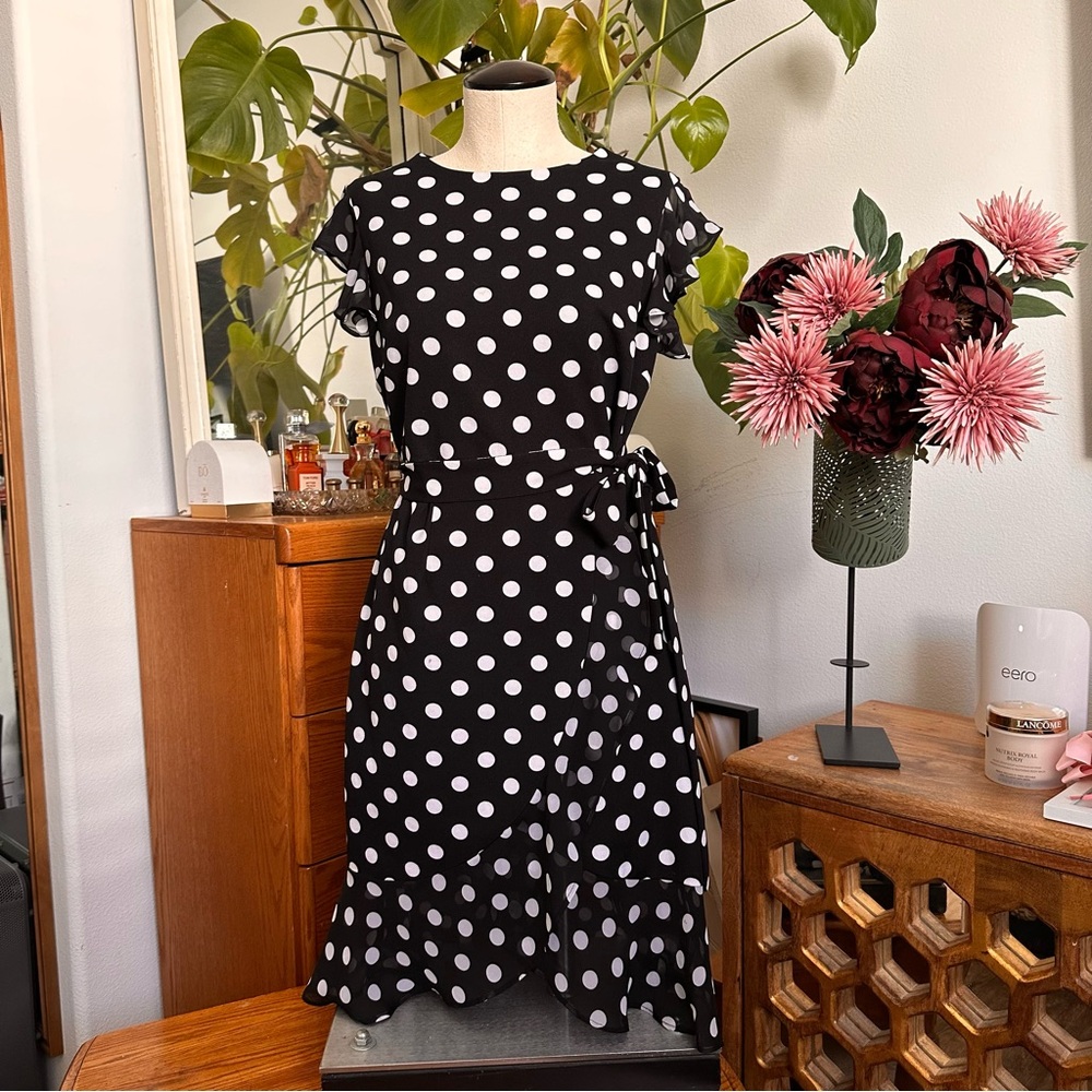 Y2K Black and White Polka Dot Tie-Waist Dress